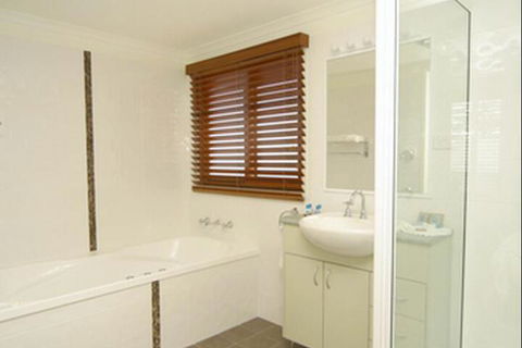 Kiama Harbour Cabins - Accommodation Broadbeach 0