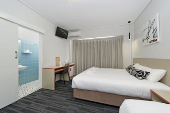Toombul QLD Accommodation Broadbeach