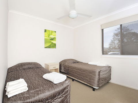 NRMA Lake Somerset Holiday Park - Accommodation Broadbeach 2