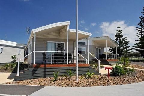 NRMA Stockton Beach Holiday Park - Accommodation Broadbeach 1