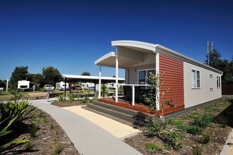 NRMA Stockton Beach Holiday Park - Accommodation Broadbeach 2