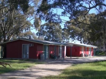 Clare Valley Cabins - Accommodation Broadbeach 2