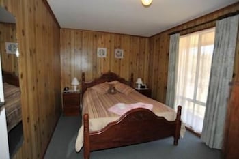 Clare Valley Cabins - Accommodation Broadbeach 4