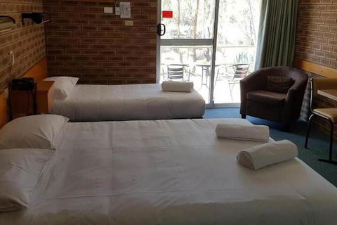 Corowa Golf Club Motel - Accommodation Broadbeach 3
