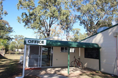AAOK Jandowae Accommodation Park - Accommodation Broadbeach 2