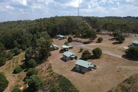 Jenolan Cabins - Accommodation Broadbeach 1