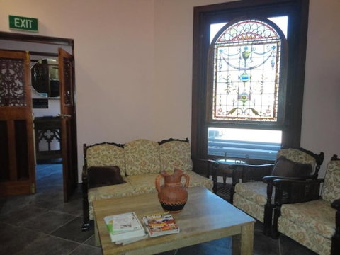 A Railway Lodge - Accommodation Broadbeach 3