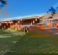 Morayfield Tavern  Motel - Accommodation Broadbeach