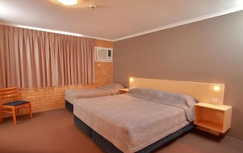 Morayfield Tavern & Motel - Accommodation Broadbeach 2