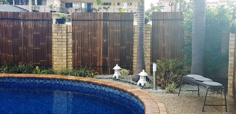 Limassol Motel - Accommodation Broadbeach 2