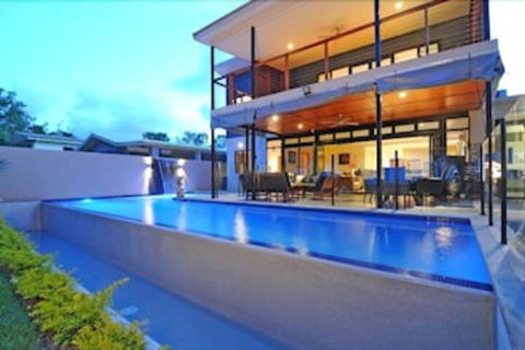 Bramston On The Beach - Accommodation Broadbeach 2