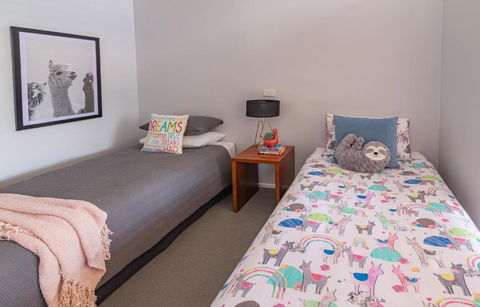 Barrington Riverside Cottages - Accommodation Broadbeach 5