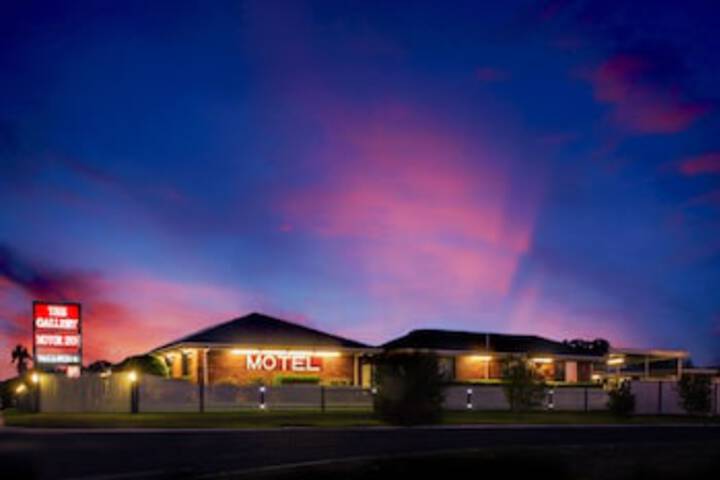 Grantham QLD Accommodation Broadbeach