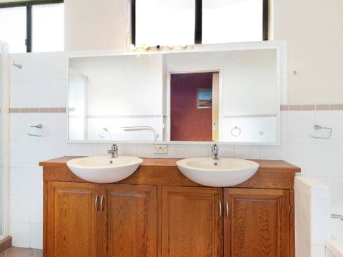 Alkira Motel - Accommodation Broadbeach 1