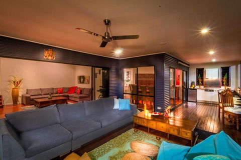 The Mountain View Retreat - Accommodation Broadbeach 5