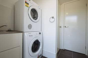 Bowen Residences - Accommodation Broadbeach 0