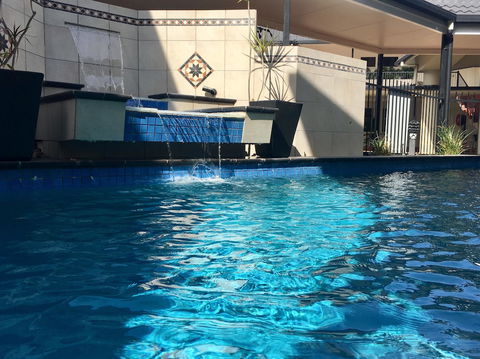 Villa Capri - Accommodation Broadbeach 4
