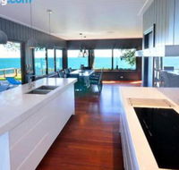 Dolphins at Sunset - Accommodation Broadbeach