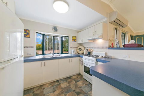 Hillside Country Retreat - Accommodation Broadbeach 4