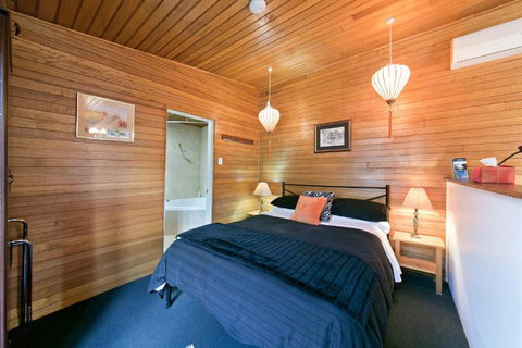 Hillside Country Retreat - Accommodation Broadbeach 5
