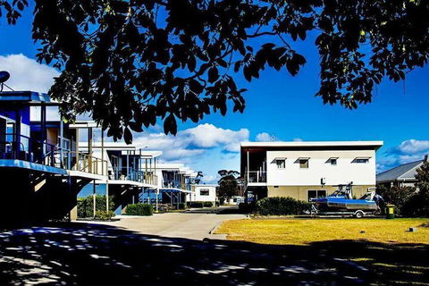 Jervis Bay Holiday Cabins - Accommodation Broadbeach 2