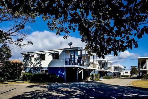Jervis Bay Holiday Cabins - Accommodation Broadbeach 1