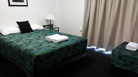 Port Denison Motor Inn - Accommodation Broadbeach 5