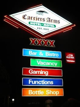 Carriers Arms Hotel - Accommodation Broadbeach 1