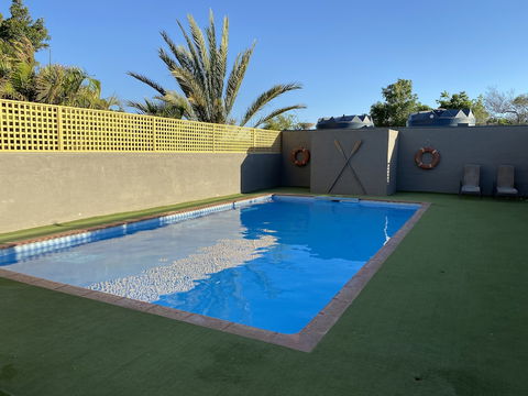 Capricorn Holiday Park - Accommodation Broadbeach 1