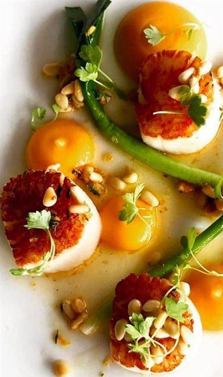 Manta Restaurant And Bar - Accommodation Broadbeach 4