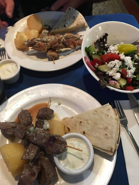 Ouzeri - Accommodation Broadbeach 3