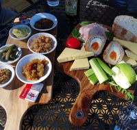 Mulla Villa Restaurant  Guesthouse - Accommodation Broadbeach