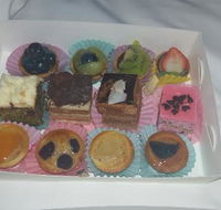 L'ultime french patisserie - Accommodation Broadbeach