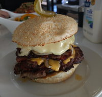 Miss Pham's Cafe - Accommodation Broadbeach