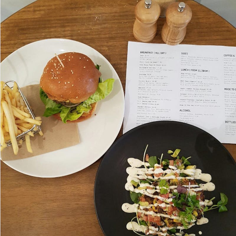 Windsor VIC Accommodation Broadbeach