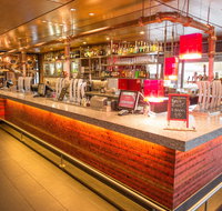 The Red Lion - Accommodation Broadbeach