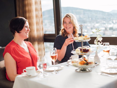 The Point Revolving Restaurant - Accommodation Broadbeach 2