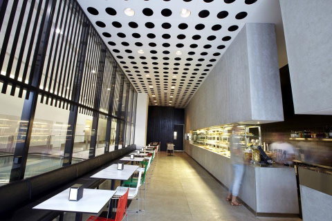 Caffe Moda - Accommodation Broadbeach 0