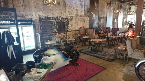 Smoked Garage - Accommodation Broadbeach 0
