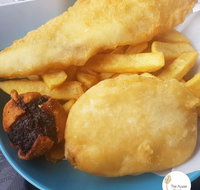 Theo's Fish Bar - Accommodation Broadbeach