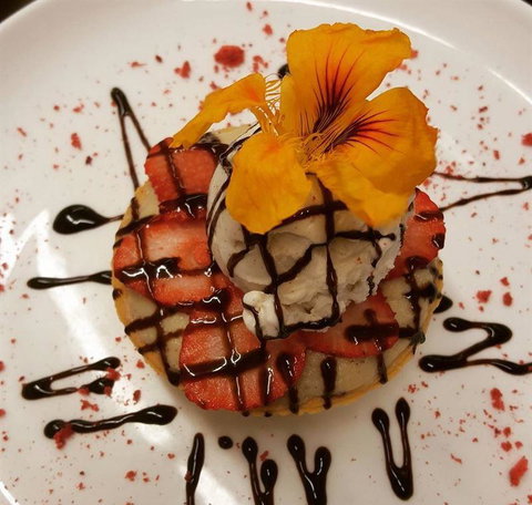 CHAR Mooloolaba - Accommodation Broadbeach 11