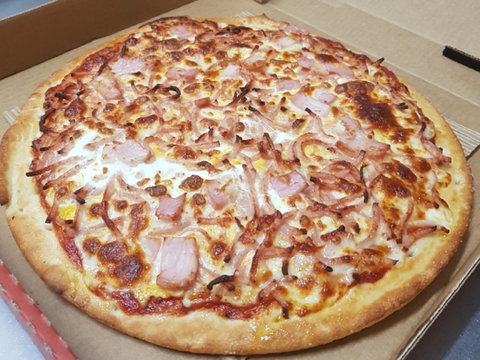 Allstars Pizza - Accommodation Broadbeach 2