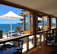 Penneshaw Hotel - Accommodation Broadbeach