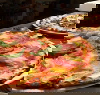 La Lupa - Accommodation Broadbeach