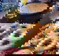 Viva Zapatas - Accommodation Broadbeach