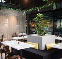 Tumbling Stone - Accommodation Broadbeach