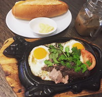 Quang Vinh - Accommodation Broadbeach