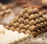 Mayfield Chocolates - Spring Hill - Accommodation Broadbeach