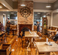 Tracks on Point Cafe - Accommodation Broadbeach