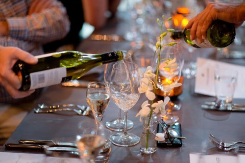 Cellar Door On First - Accommodation Broadbeach 2